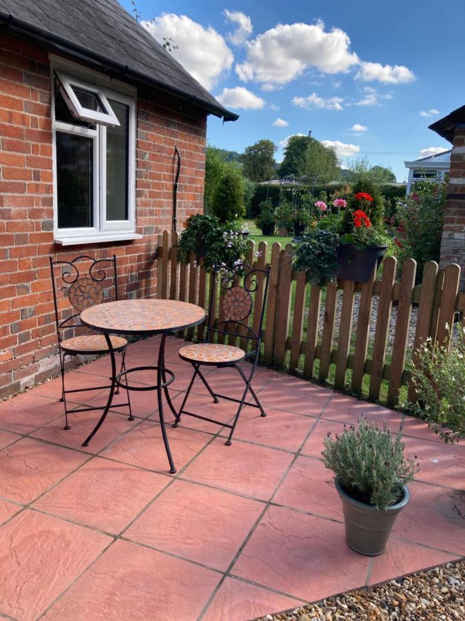 Hunters Moon B&B Tidworth Exterior foto